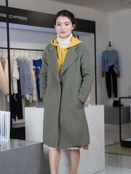艾琳茜女装2021秋冬季绿色大衣