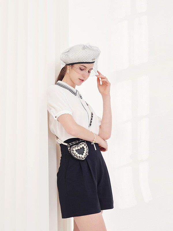 凯莉米洛女装2022春夏季黑色短裤