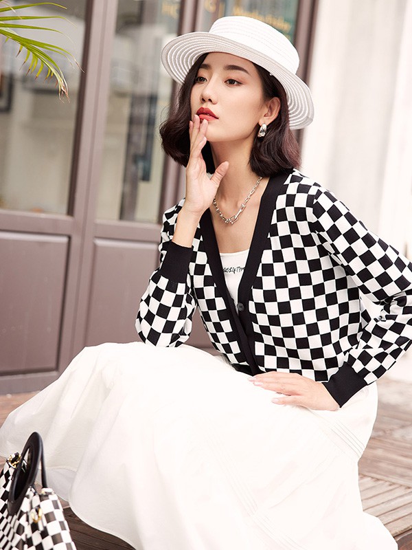 姚领女装2022秋冬季白色吊带裙