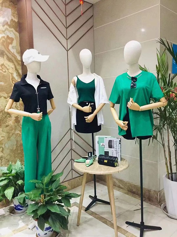 韩一坊2022春夏季绿色阔腿裤