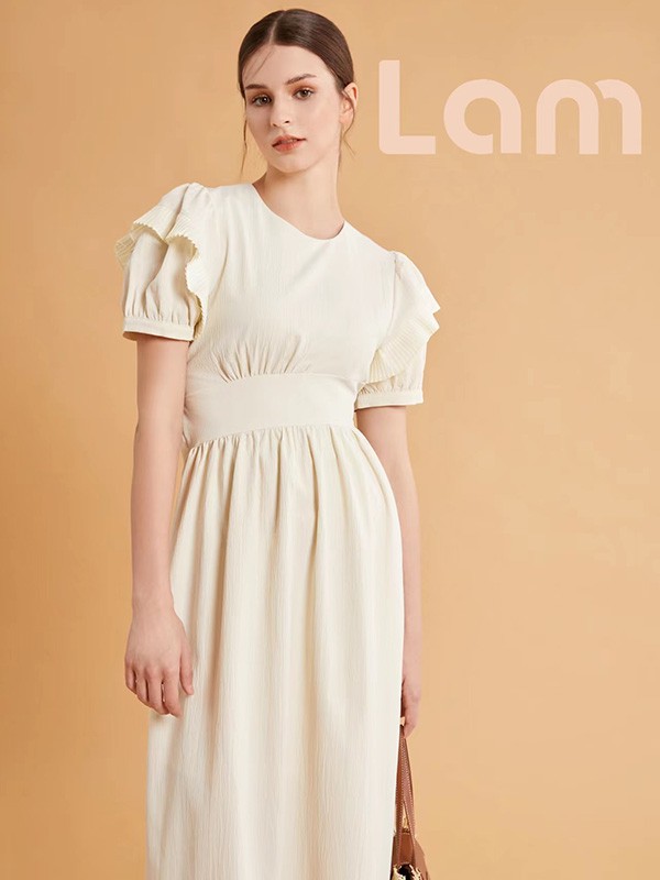 LAMANDHWANG2022春夏季米色连衣裙