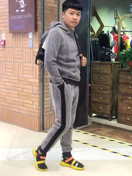 一个人的生活男装2022秋冬季灰色长裤