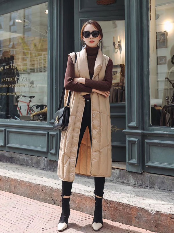 欧蕾芭女装2022秋冬季咖啡色针织衫