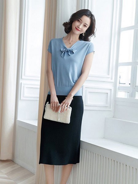 新一檬女装2022春夏季黑色包臀裙