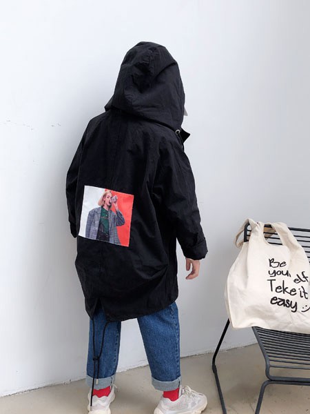 说与2022秋冬季黑色外套