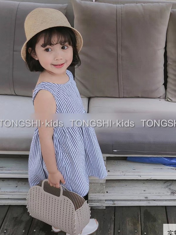 童事2022春夏季蓝色连衣裙