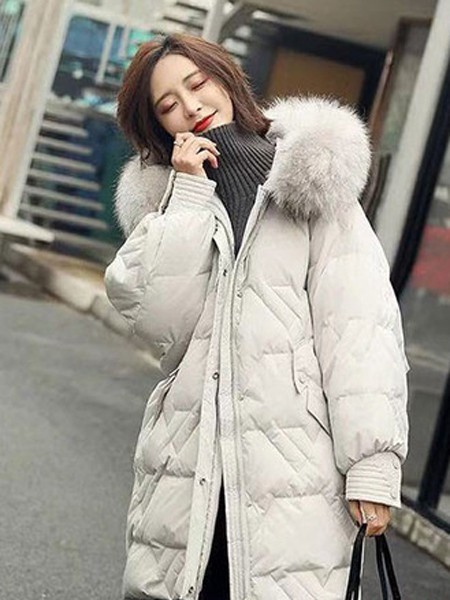 海琪美女装2022秋冬季白色棉服