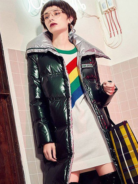 海琪美女装2022秋冬季白色连衣裙