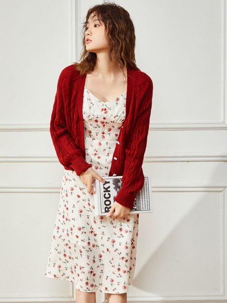 Abun2022春夏季白色吊带裙