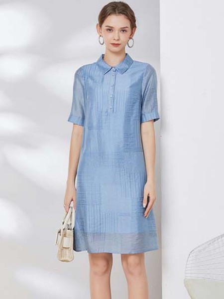 经典故事2022春夏季蓝色连衣裙