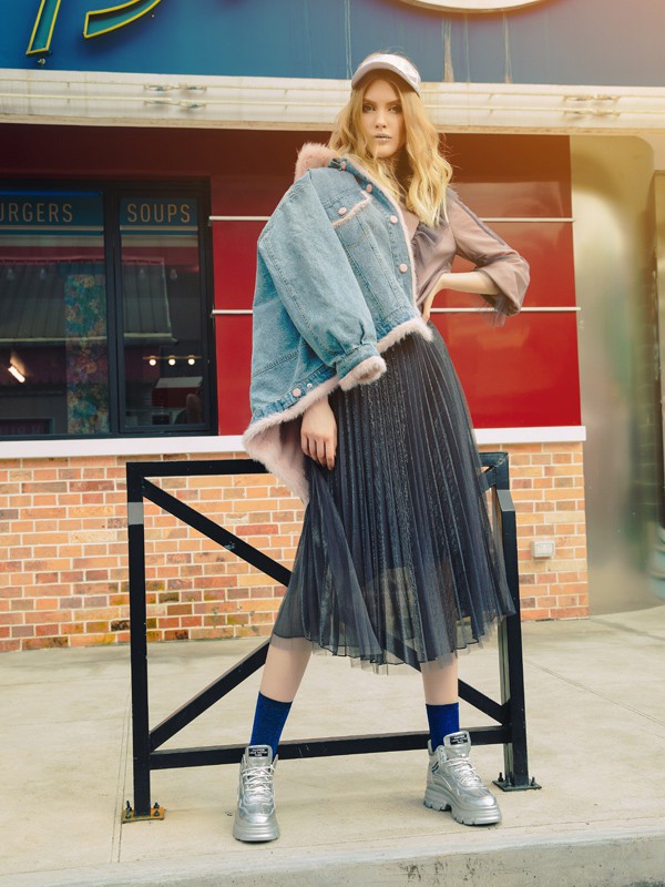 JA女装2022秋冬季黑色百褶裙