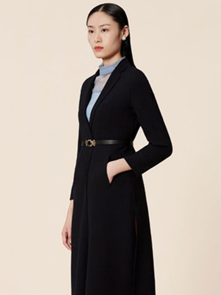 安泽雨女装2021秋冬季黑色大衣