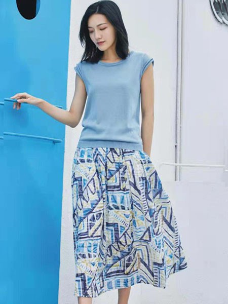 菁萝依梦女装2022春夏季白色长裙