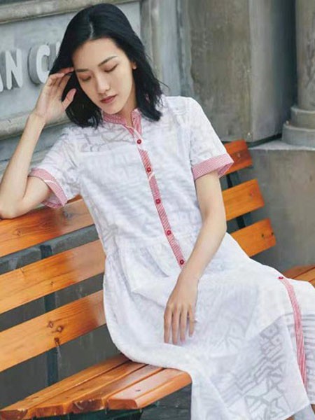 菁萝依梦女装2022春夏季白色衬衫裙