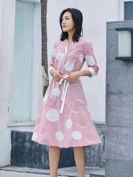 菁萝依梦女装2022春夏季粉色衬衫裙