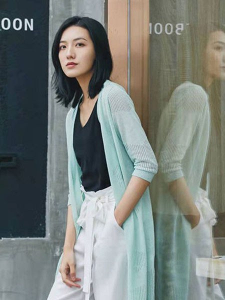 菁萝依梦女装2022春夏季白色半身裙