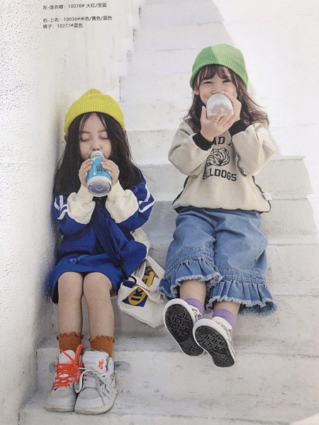 辛芭狗童装2022秋冬季藏蓝色连衣裙