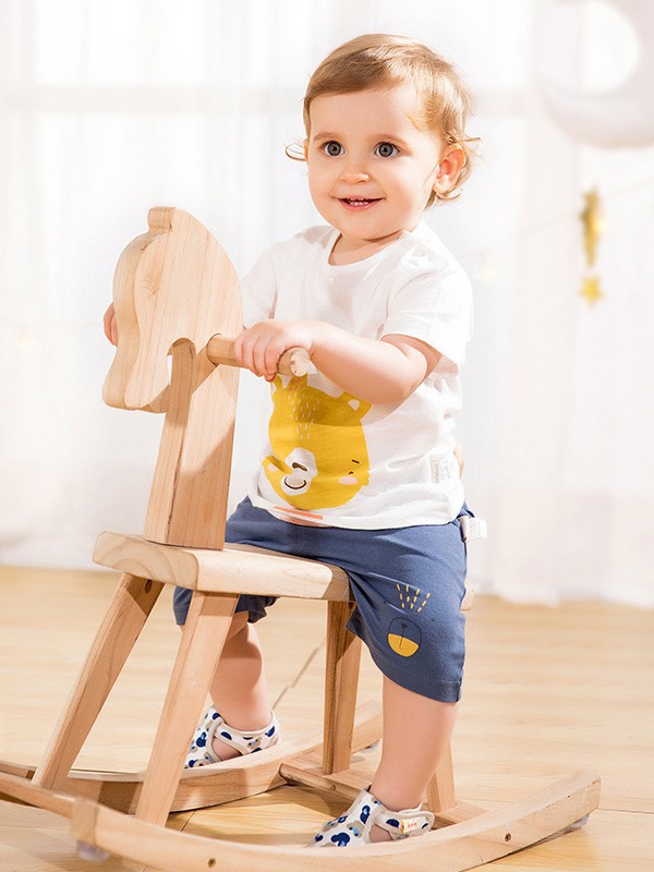 麦拉贝拉童装2022春夏季白色T恤