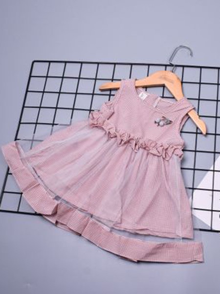 动漫童话童装2022春夏季裸色连衣裙