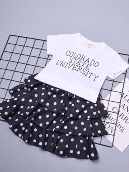 动漫童话童装2022春夏季白色T恤