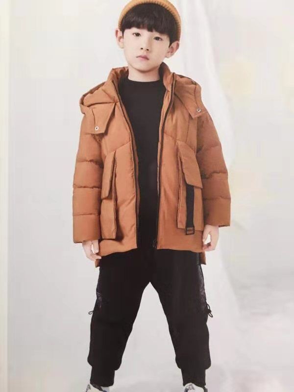 广州小明星童装2022秋冬季咖啡色棉服