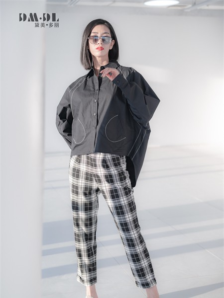 黛美多丽女装2022春夏季黑色衬衫