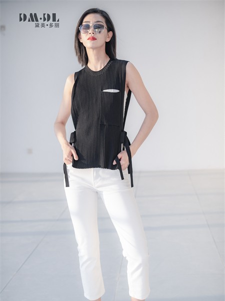 黛美多丽女装2022春夏季白色长裤