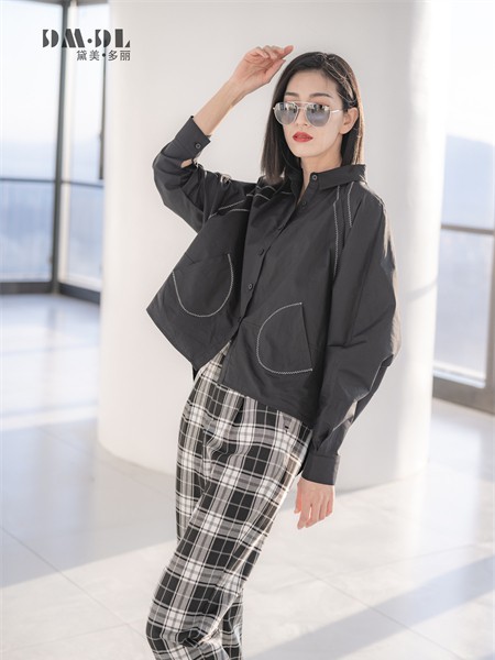 黛美多丽女装2022春夏季黑色衬衫