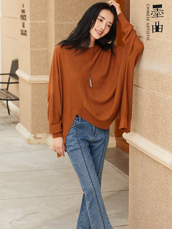 墨曲女装2022秋冬季咖啡色T恤