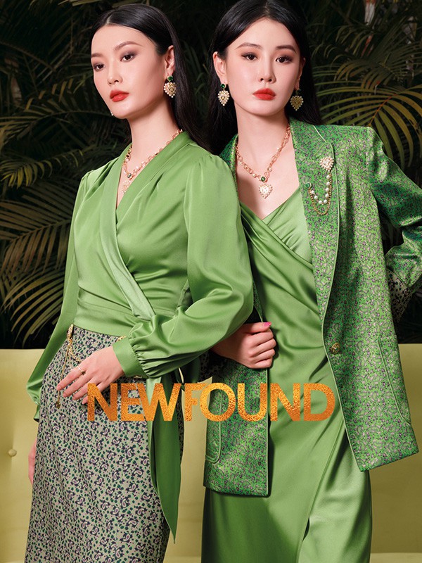 纽方2022秋冬季绿色吊带裙