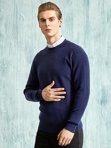 华家那2022秋冬季藏蓝色针织衫