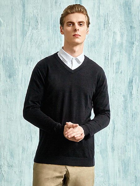 华家那2022秋冬季黑色针织衫