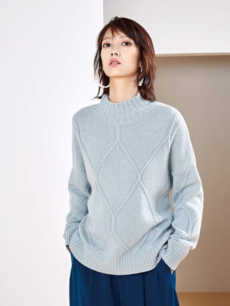 华家那2022秋冬季灰色毛衣