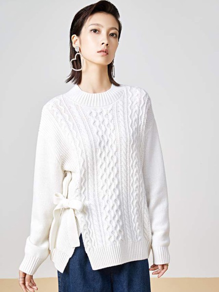 华家那2022秋冬季白色T恤