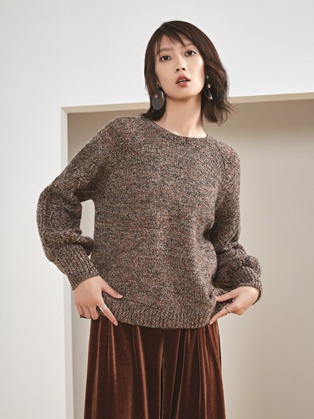 华家那2022秋冬季黑色毛衣