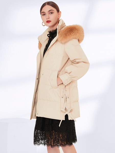 真斯贝尔女装2022秋冬季米色棉服