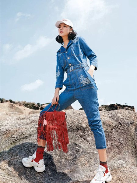 尚咪拉女装2022春夏季藏蓝色长裤