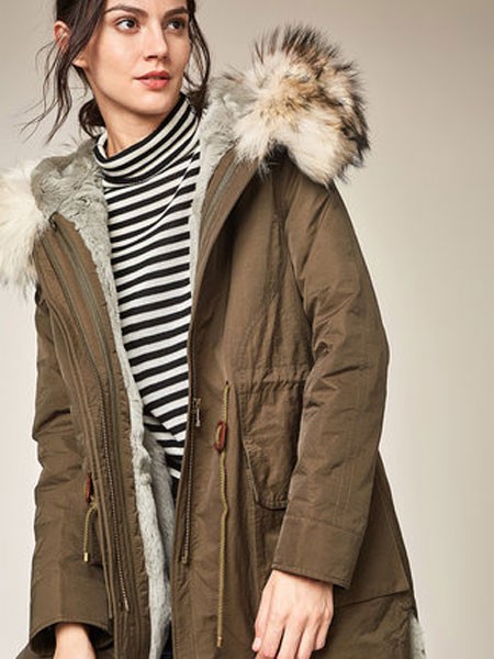 艾达禾2022秋冬季军绿色外套