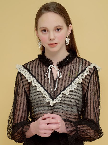 MargarinFingers女装2022秋冬季黑色蕾丝衫