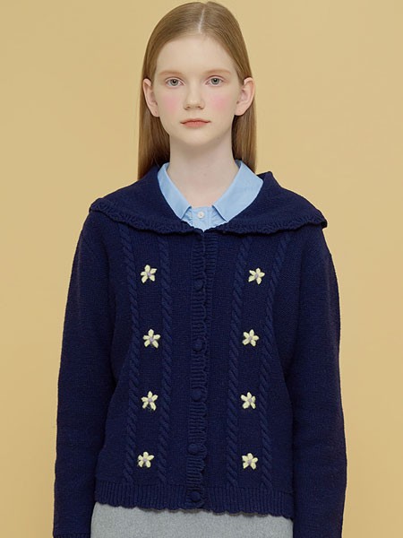 MargarinFingers女装2022秋冬季黑色针织衫