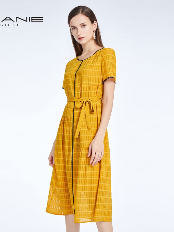 依兰女装2022春夏季黄色连衣裙