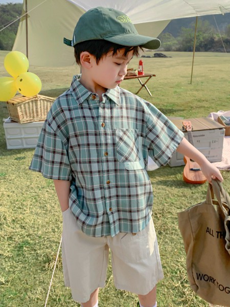 姜小牙2022春夏季蓝色衬衫