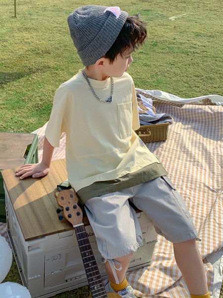 姜小牙2022春夏季白色T恤