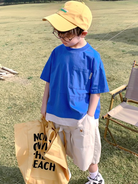 姜小牙2022春夏季蓝色T恤