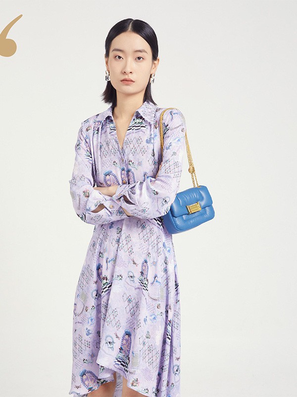 雅芙2022秋冬季紫色连衣裙