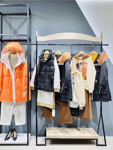 联胜服饰女装2022秋冬季白色阔腿裤