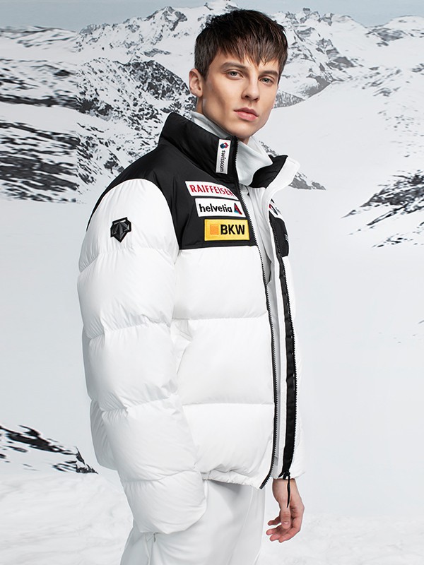 迪桑特运动装2022秋冬季白色棉服