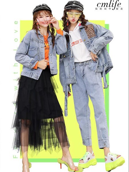 依尚街区2022春夏季白色T恤