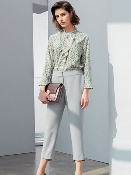 瓒妮佛女装2022秋冬季绿色衬衫