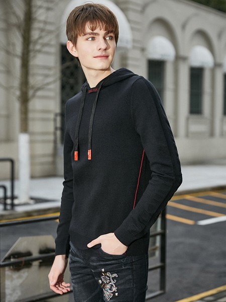 戈诺尔2022秋冬季黑色卫衣